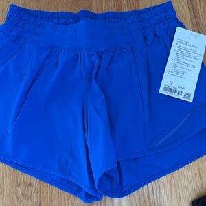 Lululemon Hotty Hot LR Short 4”